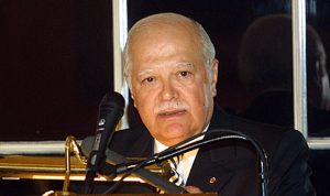 عصام فارس يعود الى لبنان