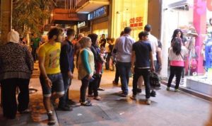 أسواق بيروت والضاحية قبيل العيد: حركة خجولة وغياب السياح والمغتربين للسنة الرابعة