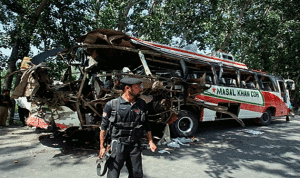 مقتل 6 مدنيين اغلبهم من الاطفال بتفجير في باكستان