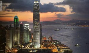 هونغ كونغ تدخل السوق الإسلامية بأول صكوك بمليار دولار.. الشارقة ترافقها وتونس تستعد