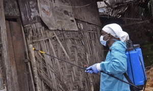 “الصحة العالمية” تتوقع ظهور آلاف الحالات الجديدة من الـ”إيبولا” في ليبيريا
