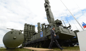 روسيا: تجربة ناجحة لاطلاق صاروخ “بولافا” العابر للقارات من غواصة نووية