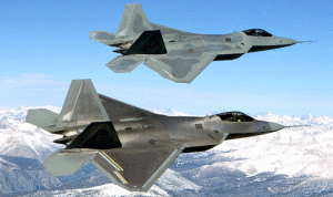 “وورلد تريبيون”: مقاتلات F22 الأميركية الصنع تستخدم للمرة الأولى ضد “الدولة الاسلامية”