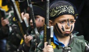 المرصد السوري: ” داعش” جنّد 400 طفل منذ كانون الثاني