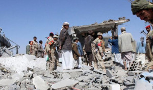 مقتل ٤٠ شخصًا على الاقل في ضربة جوية على مخيم للنازحين في اليمن