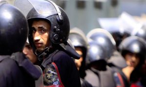 مقتل شرطي مصري امام سفارة النيجر في القاهرة
