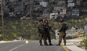 إصابة جندي اسرائيلي بعملية طعن في رام الله واعتقال المنفذ