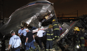 مقتل 5 اشخاص وإصابة أكثر من 50 في حادث قطار في فيلادلفيا