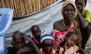 الأمم المتحدة: 100 ألف شخص محتجزون في بلدة في جنوب السودان