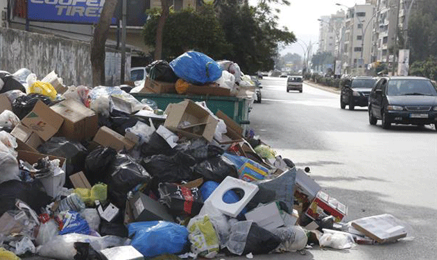 garbage-in-beirut-streets