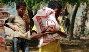 الأزمة اليمنيّة تحرم 1.5 مليون أسرة من الإعانات الاجتماعيّة