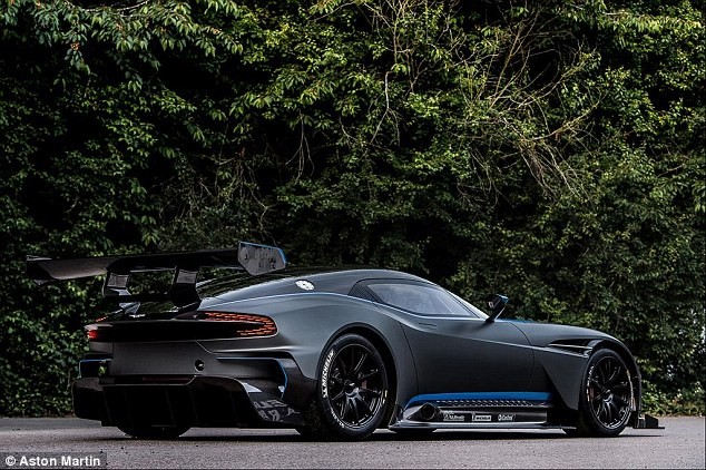 Aston Martin Vulcans 2