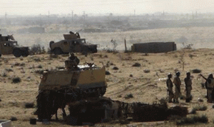 مقتل 3 جنود مصريين في هجوم صاروخي في سيناء