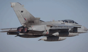 بريطانيا تمدد ضرباتها الجوية ضد “داعش” في العراق حتى 2017