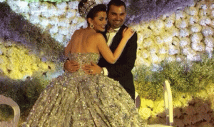 بالفيديو.. حقيقة زفاف حفيدة صدام حسين بفستان من الذهب