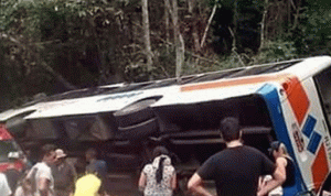 مقتل وإصابة 45 شخصا في حادث تحطم حافلة في البرازيل