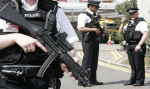 الشرطة البريطانية تطلق النار على رجل أثناء عملية استخباراتية