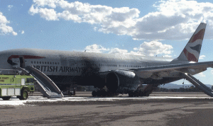 بالصور.. حريق في طائرة “بريتيش أيرويز” في لاس فيغاس