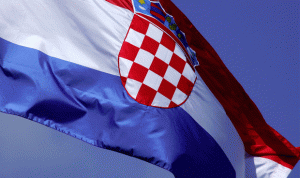 وزير الدفاع الكرواتي: لا حاجة لإغلاق الحدود مع صربيا رغم زيادة تدفق اللاجئين
