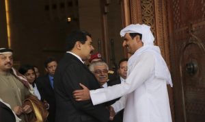 رئيس فنزويلا يقول إنه اقترح على أمير قطر قمة لزعماء أوبك