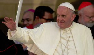 بالصور.. البابا فرنسيس طلب التحليق فوق “تمثال الحرية”