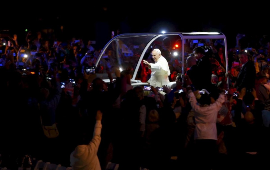 pope-francis-attends-festival-families-rally