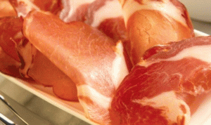 اللحوم المصنعة تسبب السرطان
