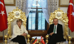 ميركل بحثت مع أردوغان وأوغلو الأزمة السورية