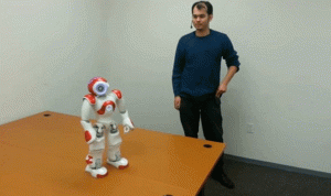 بالفيديو.. روبوت يرفض الأوامر البشرية إن كانت ستؤذيه