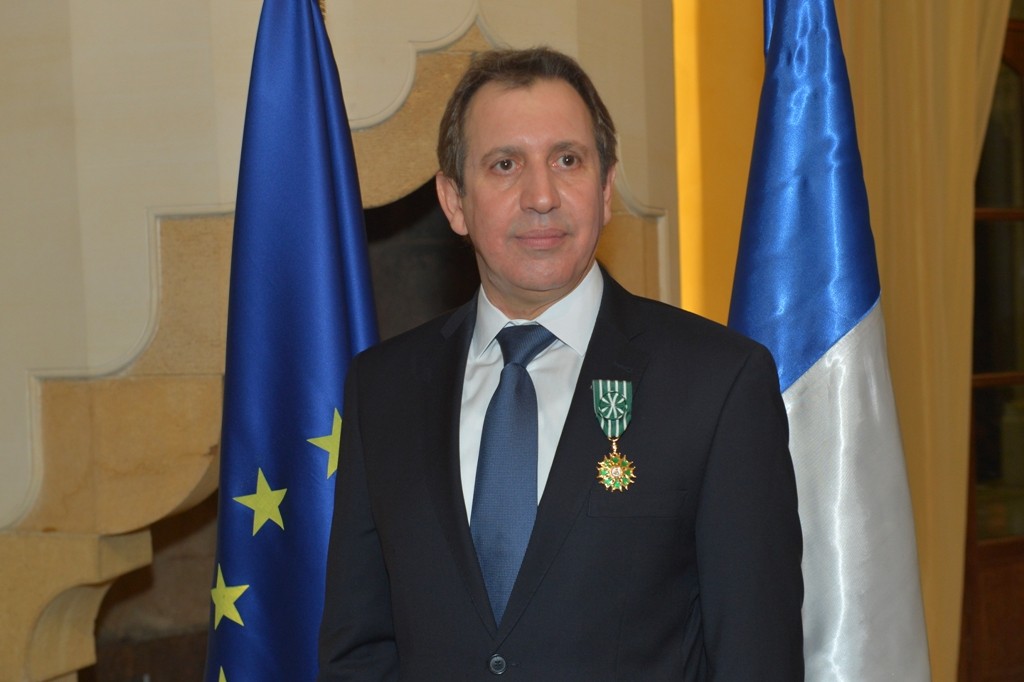 ????????????????????????????????????