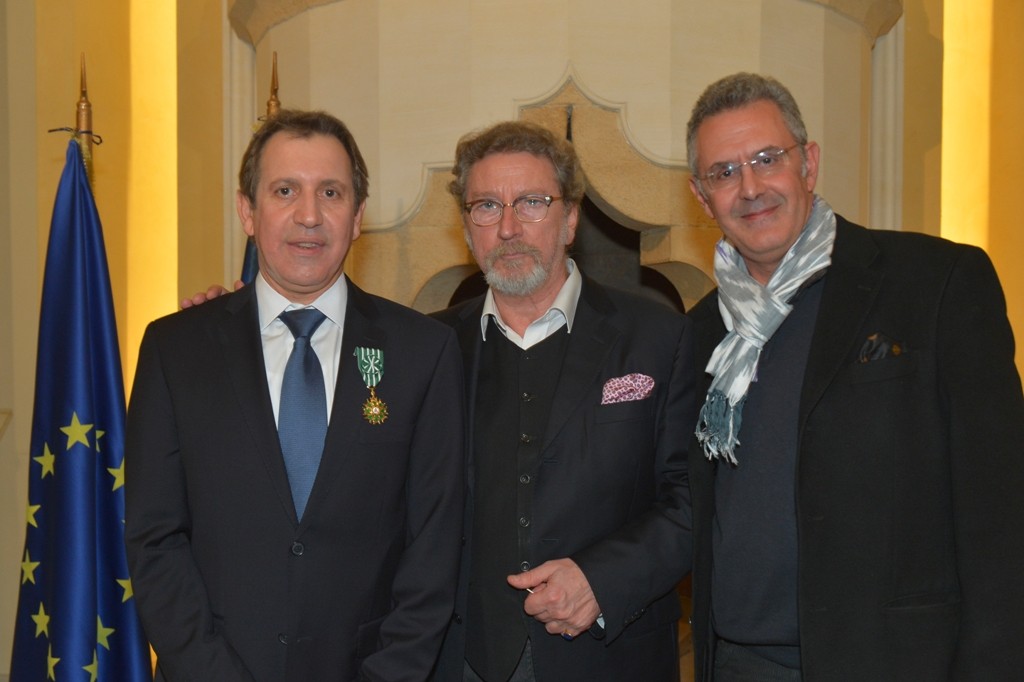 ????????????????????????????????????