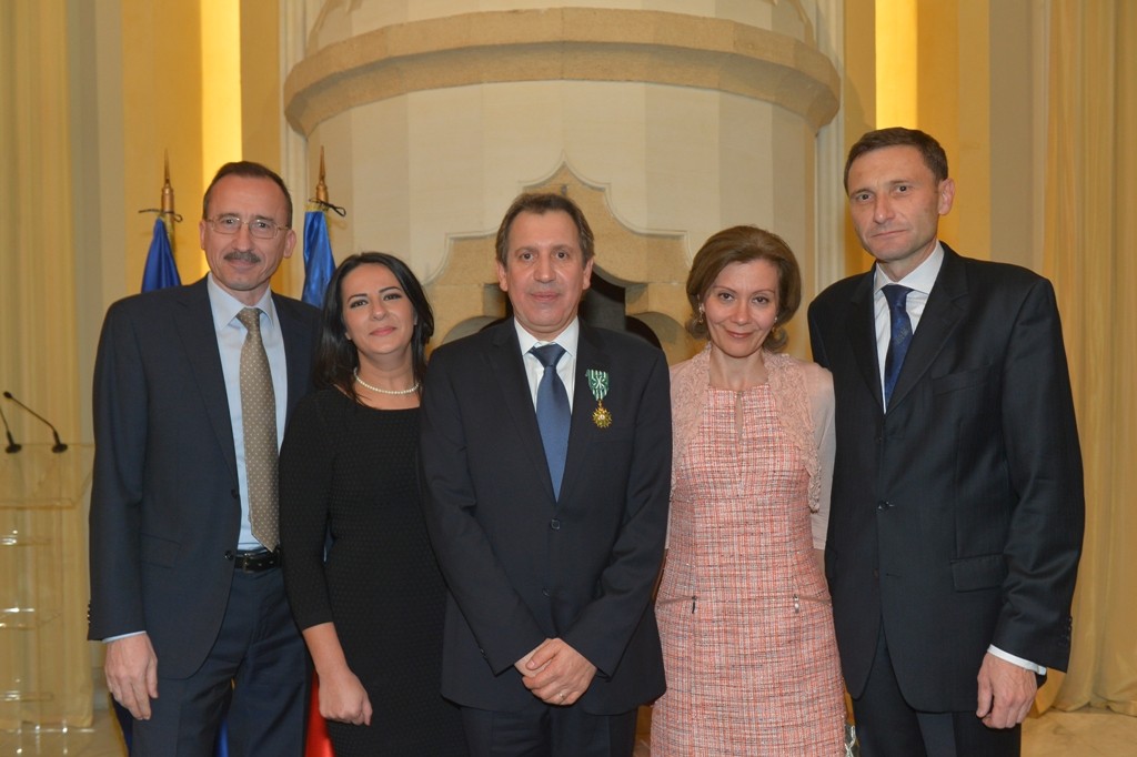 ????????????????????????????????????