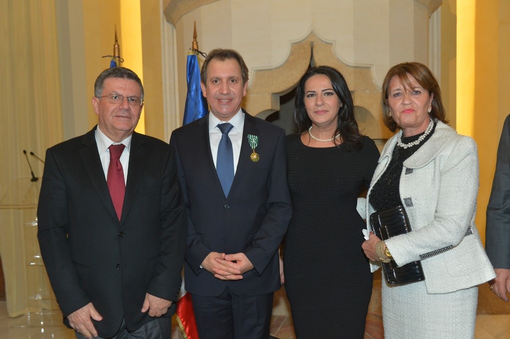 ????????????????????????????????????