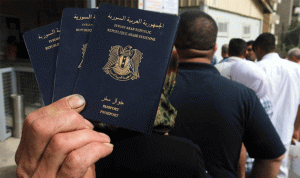 فرنسا تدعو إلى شن حملة على جوازات السفر السورية المزورة