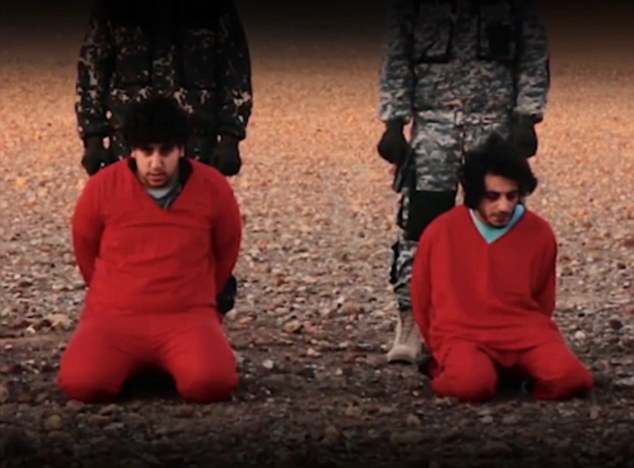 2FC4B60B00000578-3382779-The_terror_group_s_captives_dressed_in_orange_jumpsuits_were_fil-m-14_1451833089232