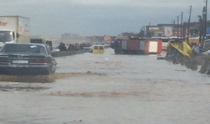 السيول الغزيرة في عكار تحاصر السيارات والمواطنين