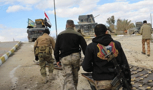 مقتل 15 في هجمات على قاعدة عسكرية عراقية