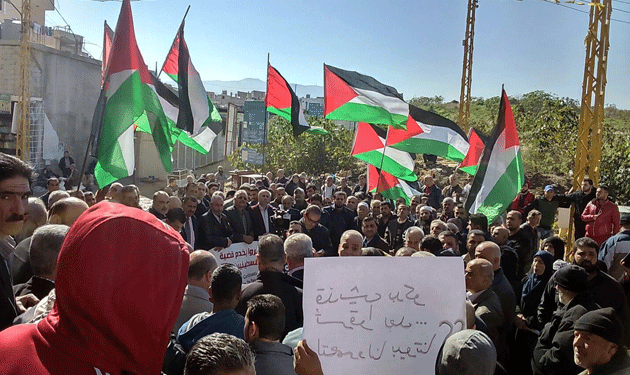 Palestinians-demonstration