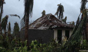 ارتفاع عدد القتلى بأعنف إعصار في تاريخ فيجي