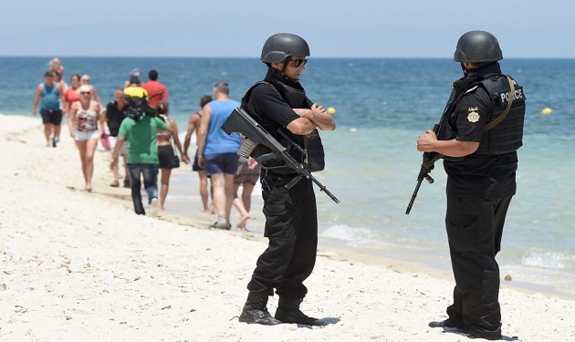tunisia-police-beach