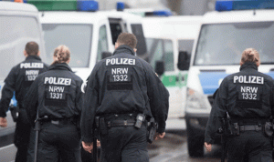 إصابة 15 شرطياً ألمانياً عقب مسيرة لجماعة مناهضة للإسلام