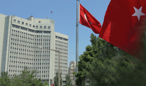 تركيا: وزير الاقتصاد يتوقع خفض اسعار الفائدة