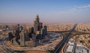 مركز الملك عبدالله المالي يواجه تعقيدات ادارية وقيودا اجتماعية