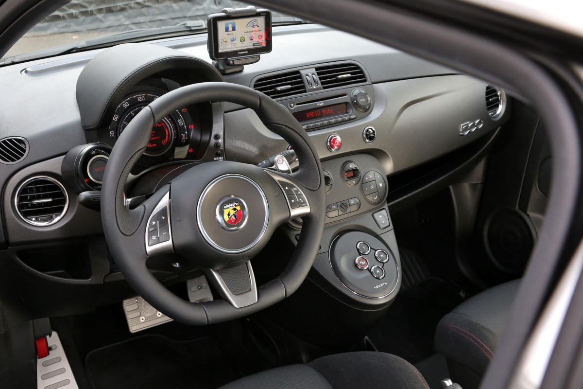 abarth_595_2013_65311-1200-800