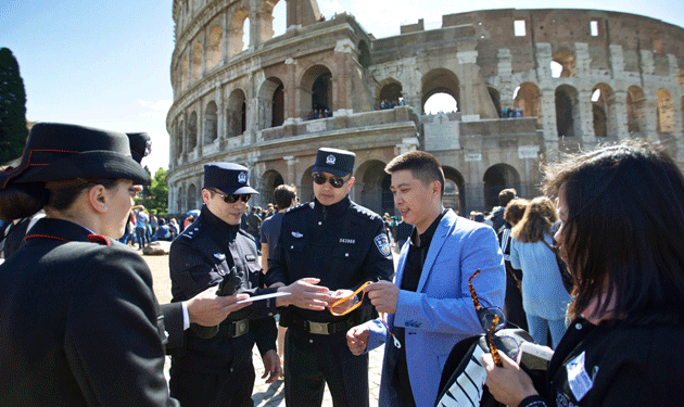 chinese-police-italy