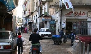 تأمين الغذاء والرعاية الصحية يقضي على مداخيل فقراء لبنان