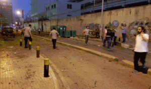 بالصور والفيديو… انفجار يستهدف بنك لبنان والمهجر في فردان!