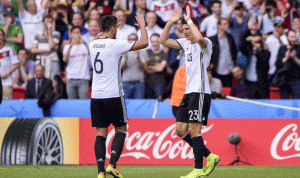 بالفيديو.. ألمانيا تفوز بهدف أمام أيرلندا وتصعد لدور الـ16