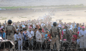 الأوروبيون: تدفق اللاجئين يزيد من مخاطر وقوع اعتداءات