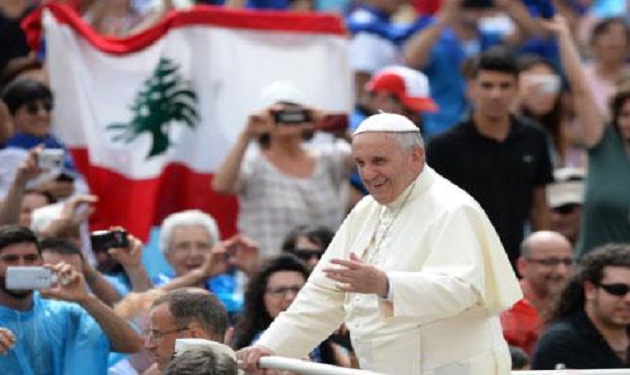 francis pope lebanon flag